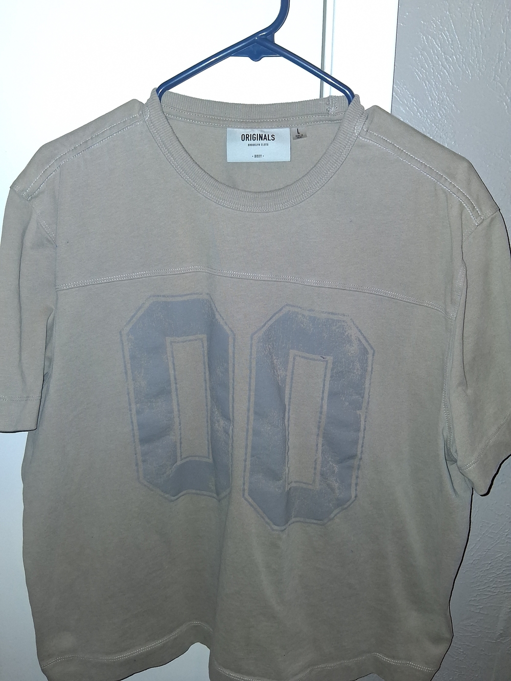 Men's Beige Short-Sleeve Graphic Tee - '00'